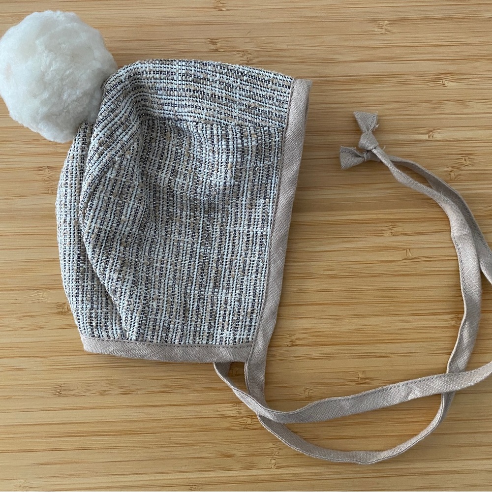 Briar Baby Bonnet Beige Sparkle tweed with pompom - 0-3 mos